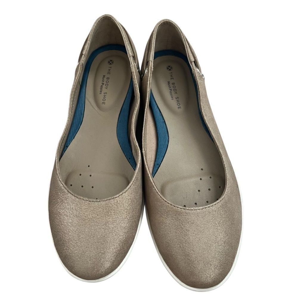 Hush Puppies The Body Shoe Ballet Flats size 7.5W Gold Shimmer Round Toe Comfort